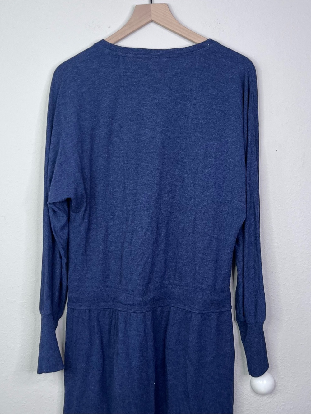 Athleta Blue V-neck Long Sleeve Dress Drawstring Waist Pockets Sz Large Sweater - Picture 6 of 11